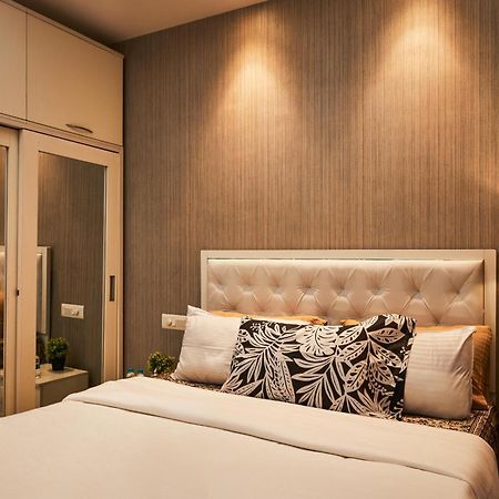 Zenia Luxury Suites And Serviced Apartments Mumbai Exterior photo