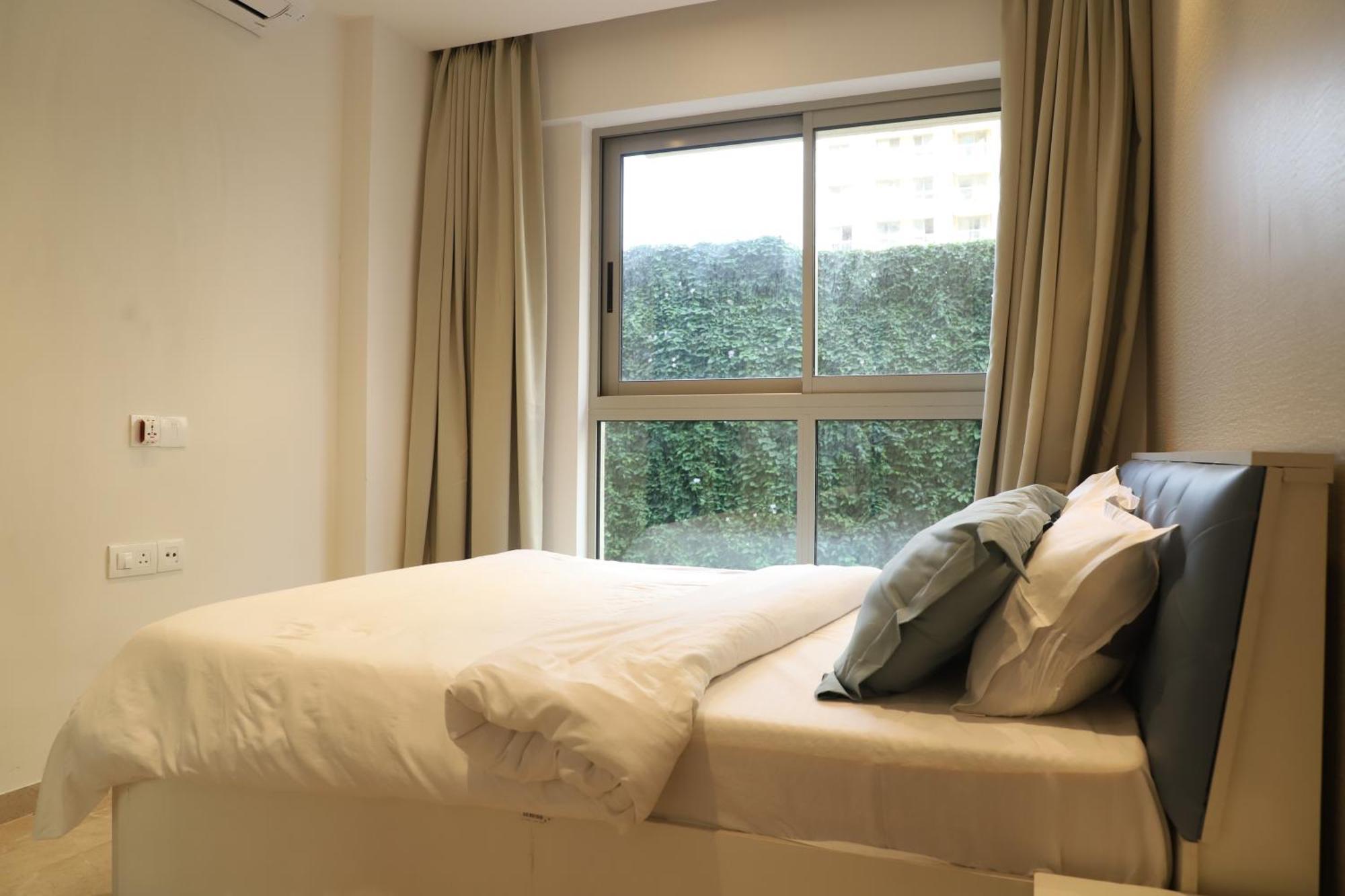 Zenia Luxury Suites And Serviced Apartments Mumbai Exterior photo