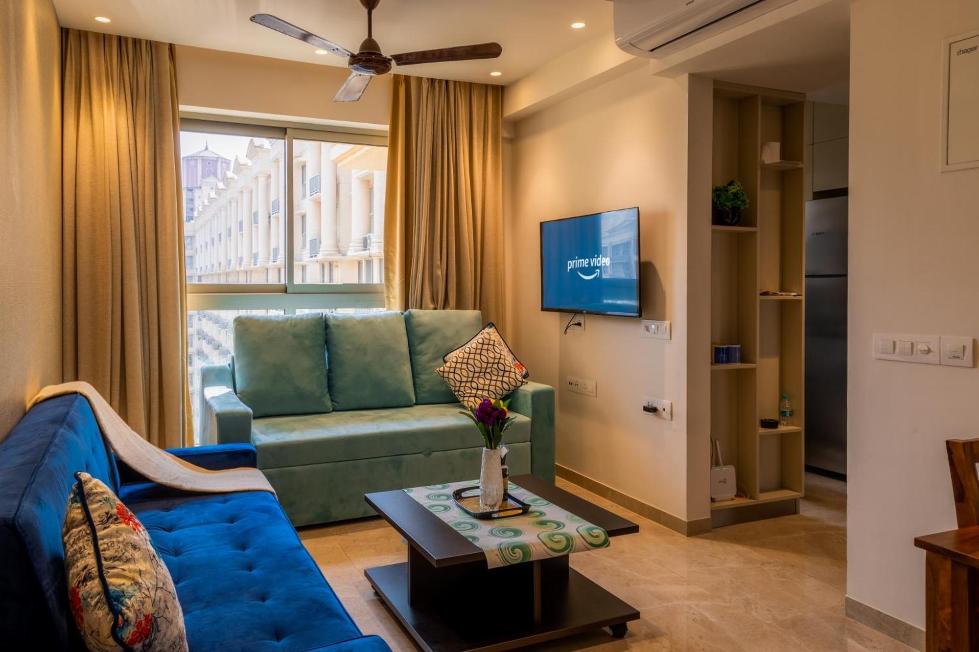 Zenia Luxury Suites And Serviced Apartments Mumbai Exterior photo